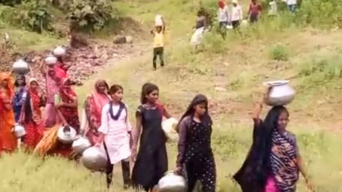 Displaced by Karam Dam, residents of 9 villages isolated on a hillock in Dhar district