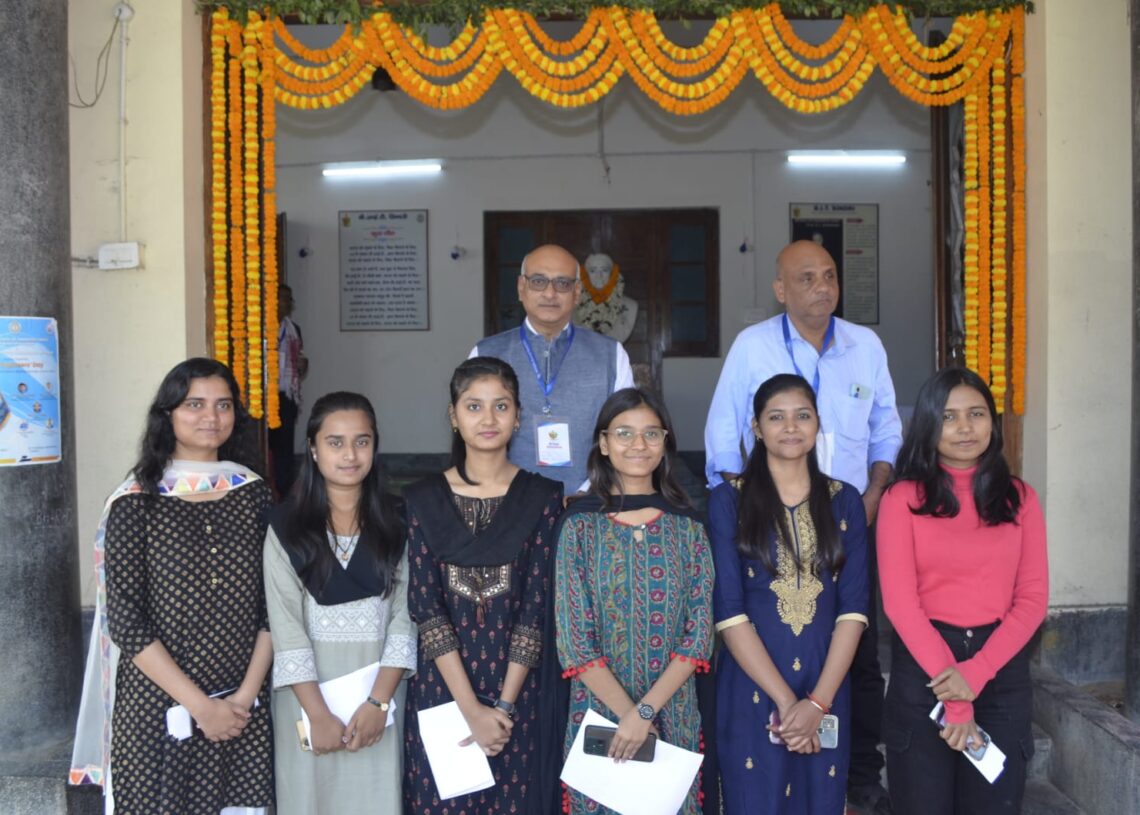 scholarship BIT Sindri