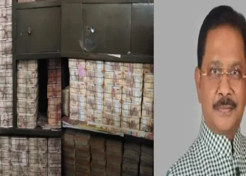 Income tax sleuths recover almirah full of cash in raids at Jharkhand Congress MP’s premises  