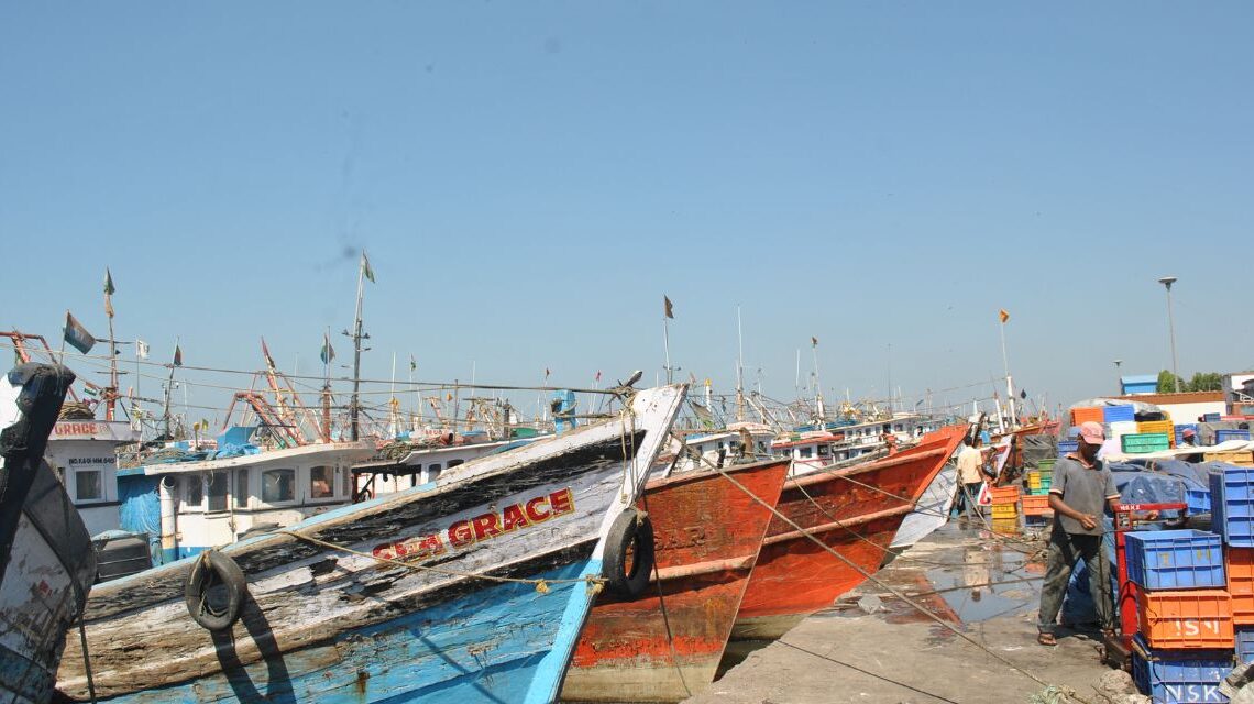 Coastal Karnataka’s fishermen face struggle amidst power crisis as ice production plummets to record lows