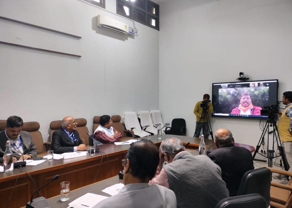 Jharkhand: Arjun Munda tells agriculture scientists to develop entrepreneurs in rural areas