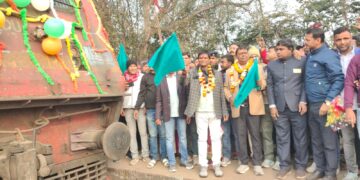 Dhanbad-Chandrapura train