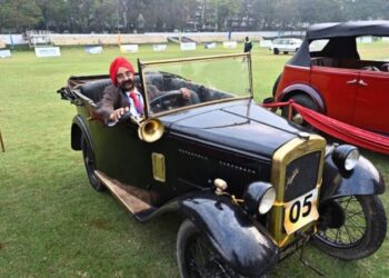 Vintage and Classic Car & Bike Rally