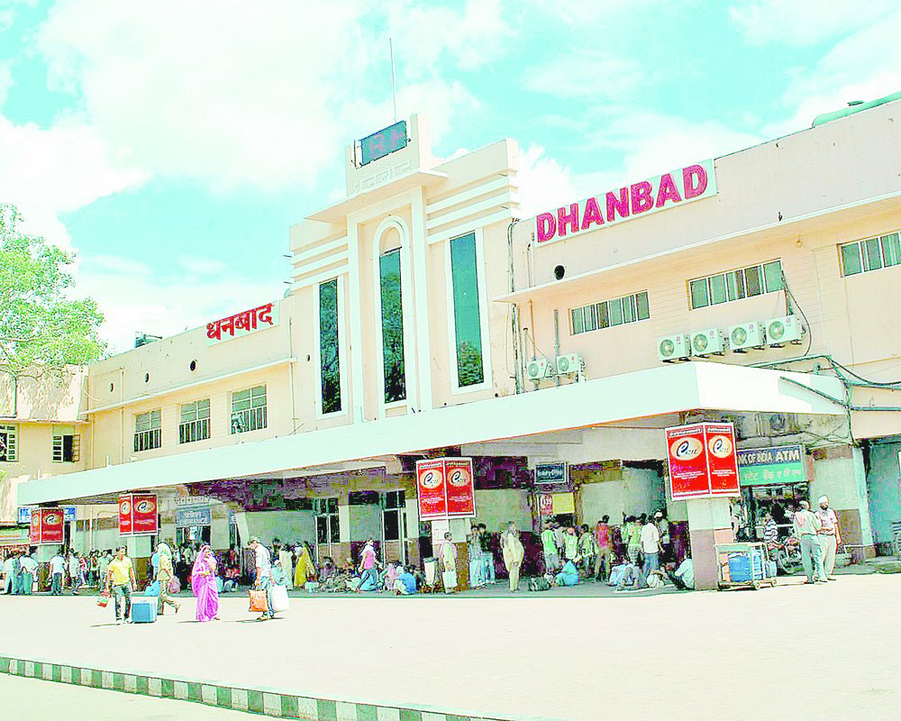 Jharkhand: Dhanbad 3rd busiest railway station, Patna on top in ECR ...