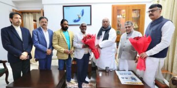 Jharkhand News: It is up to Congress leadership to decide whether Champai Soren govt goes or stays, say dissenting MLAs