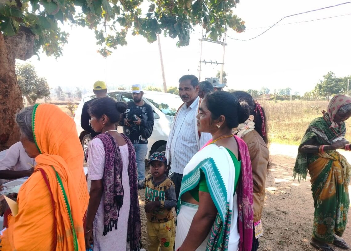 Jharkhand News: Eye camp for tribals held in Palamu Tiger Reserve