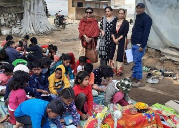 Jharkhand: Social organisation ‘Pankhuri’ holds painting contest for slum students 