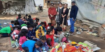 Jharkhand: Social organisation ‘Pankhuri’ holds painting contest for slum students