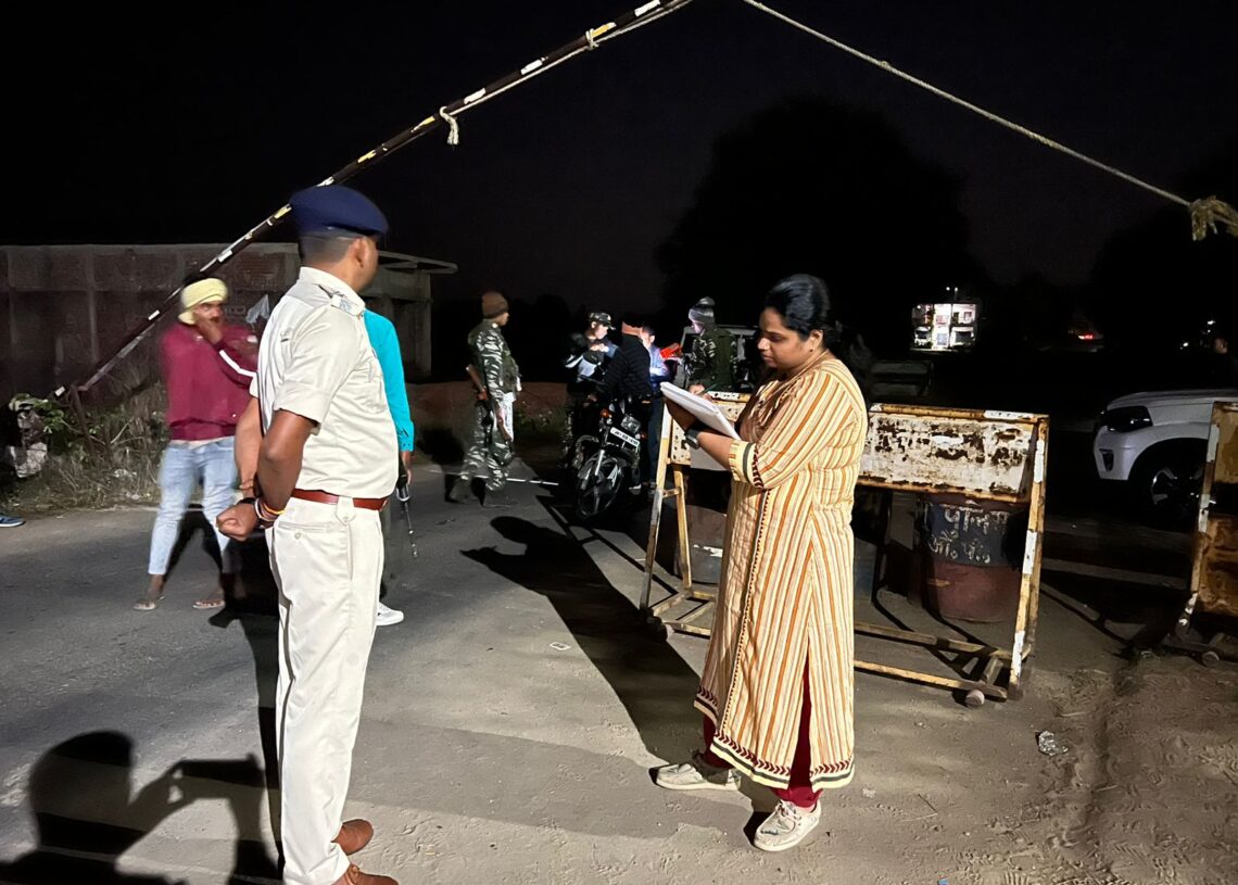 Jharkhand News: Palamu SP inspects interstate check posts 