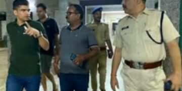 Jharkhand News: Trade union leader Rameshwar Pandey’s bodyguard shot at and injured in Jamshedpur