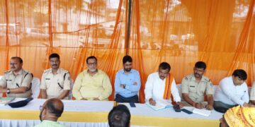 Jharkhand News: Issue of license crops up in peace committee meeting in Daltonganj