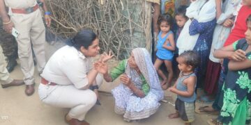 Of a nonagenarian lady voter,  kid and a young IPS officer at vulnerable booths in Palamu