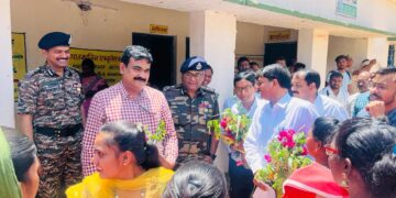 Poor voters’ turnout in Bihar’s Aurangabad bells alarm for Palamu in Jharkhand 