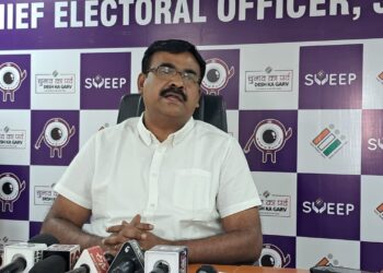 EC begins home delivery of voting slips, to deploy volunteers at booths to guide voters in Jharkhand 