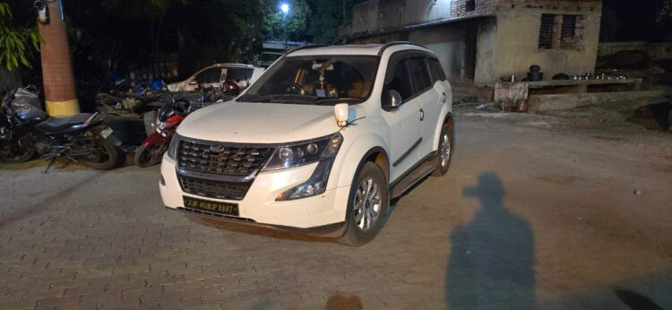 Rs 5.5 lakh cash seized