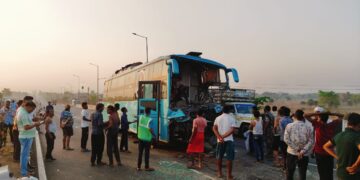 bus accident dhanbad