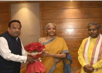 Breaking: ED raids Jharkhand bizman, whose photo with Nirmala Sitharaman went viral