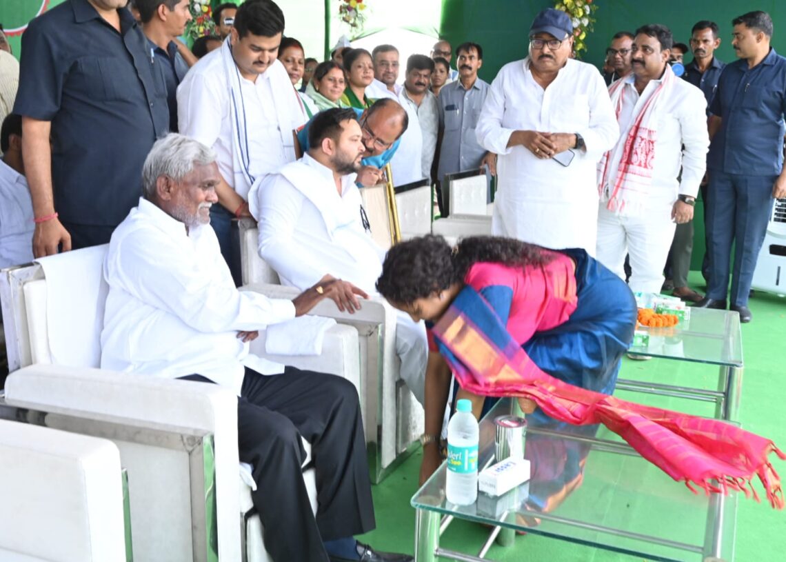 Kalpana Soren campaigns to win Gandey bypoll. See pictures