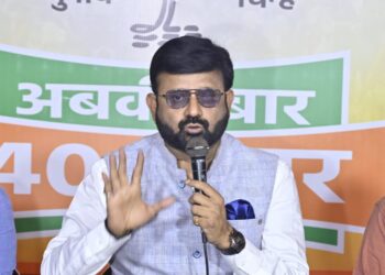 BJP asks Alam Alamgir to quit, says Kejriwal model won’t work in Jharkhand