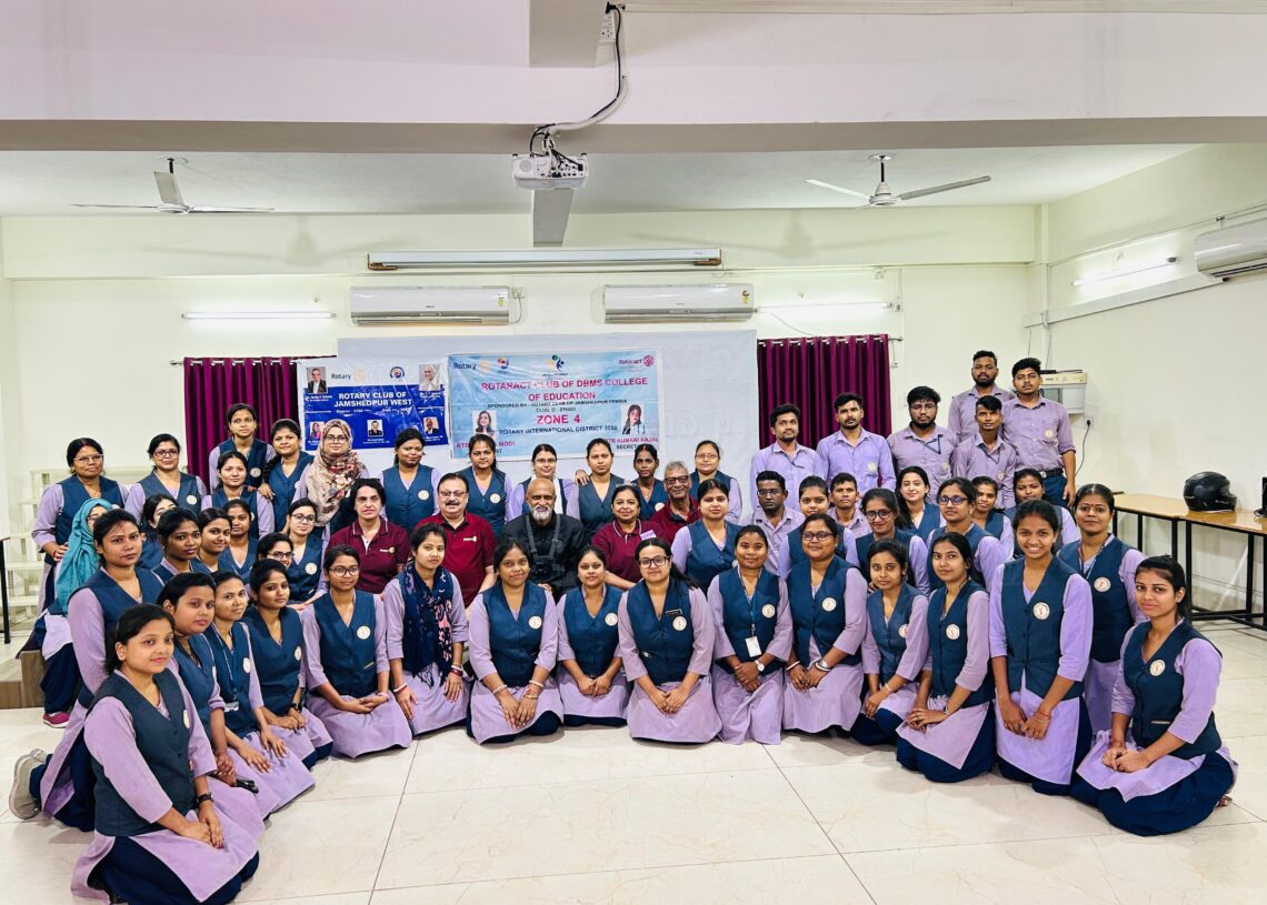 Jharkhand News: Rotary Club Jamshedpur promotes girl-child education