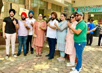 BJP leader Amarpreet Kale casts vote