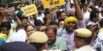 AAP protests near BJP HQ demanding release of Arvind Kejriwal
