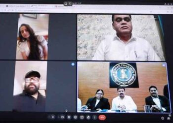 Ameesha Patel and Ajay Kumar settle check bounce case