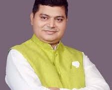 Dr Rajbhushan Choudhary