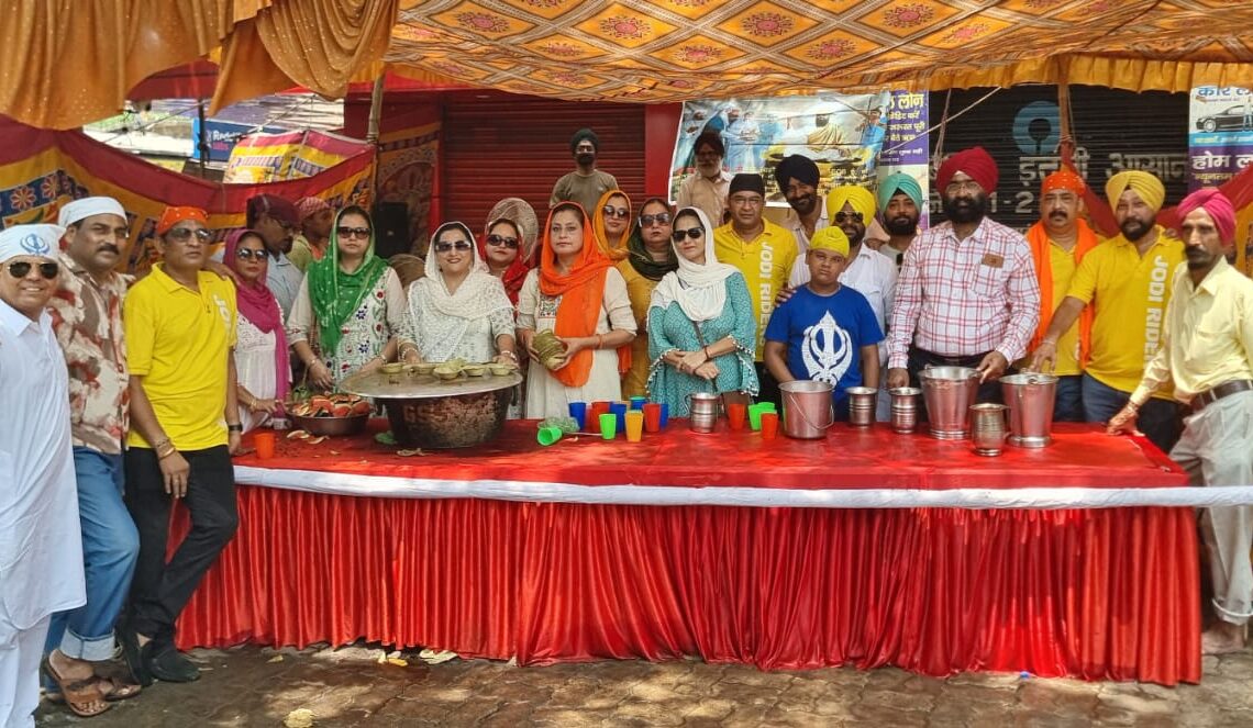 Jamshedpur: Sonari’s Sangat organises Shabeel, serves passersby
