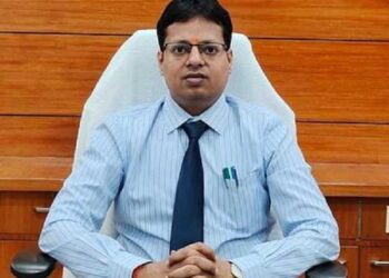 Ranchi DC issues show cause notices to six COs over negligence