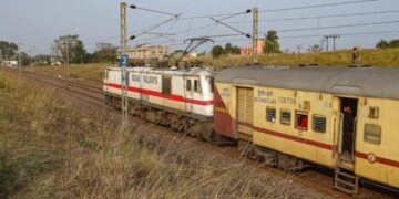 Jharkhand News: Regulation of trains on June 29 due to development work in Chakradharpur division