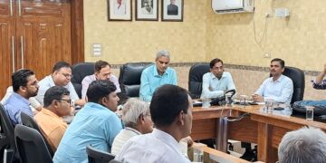 Dhanbad railway division is on top in freight loading, earning in country