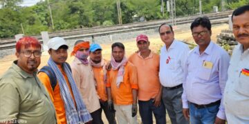 Jharkhand News: Low marks on career report triggers resentment among Dhanbad railway division staff