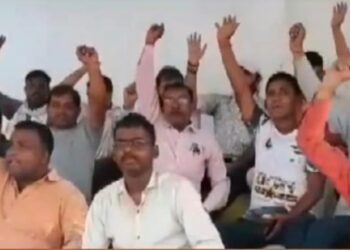 MGNREGA employees threaten Govt of indefinite strike over job regularization