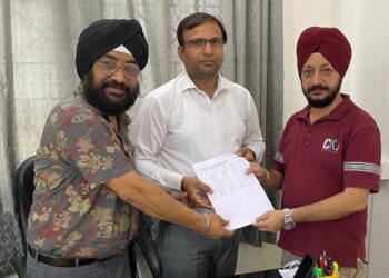 Sikh leader Gambhir submits list of 178 uncompensated victims of 1984 riots to advocate Upadhyay