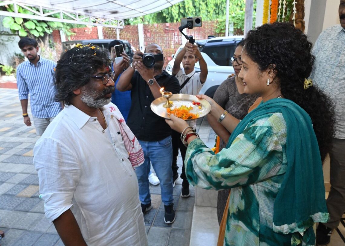 Hemant Soren walks out of jail as Jharkhand HC says no prima facie case against ex-CM