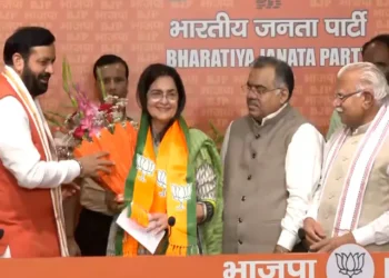 Haryana's Congress leader Kiran Choudhry joins BJP along with daughter