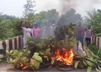 Kolhan bandh to protest tribal land acquisition evokes strong response