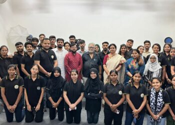 Voice artist Gautam Shankar Das enlightens Karim City College students