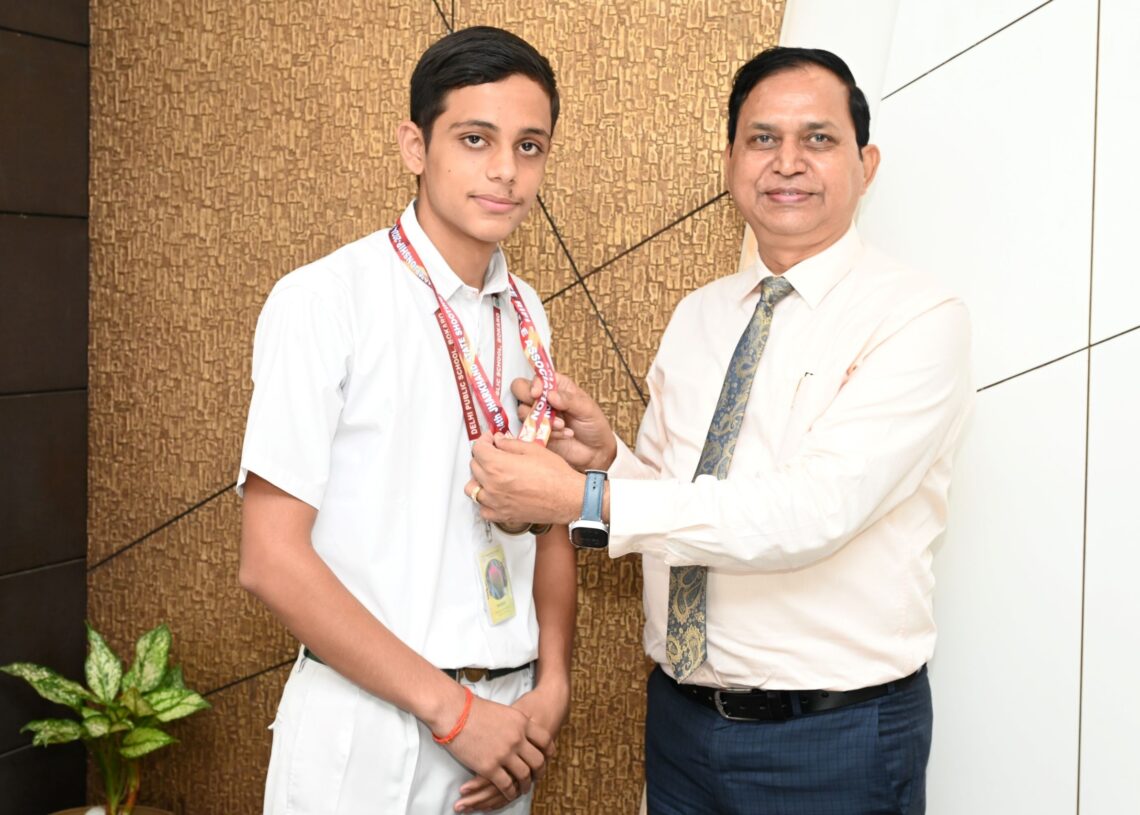 Jharkhand News: DPS Bokaro felicitates shooting gold medal winner student