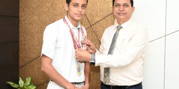 Jharkhand News: DPS Bokaro felicitates shooting gold medal winner student