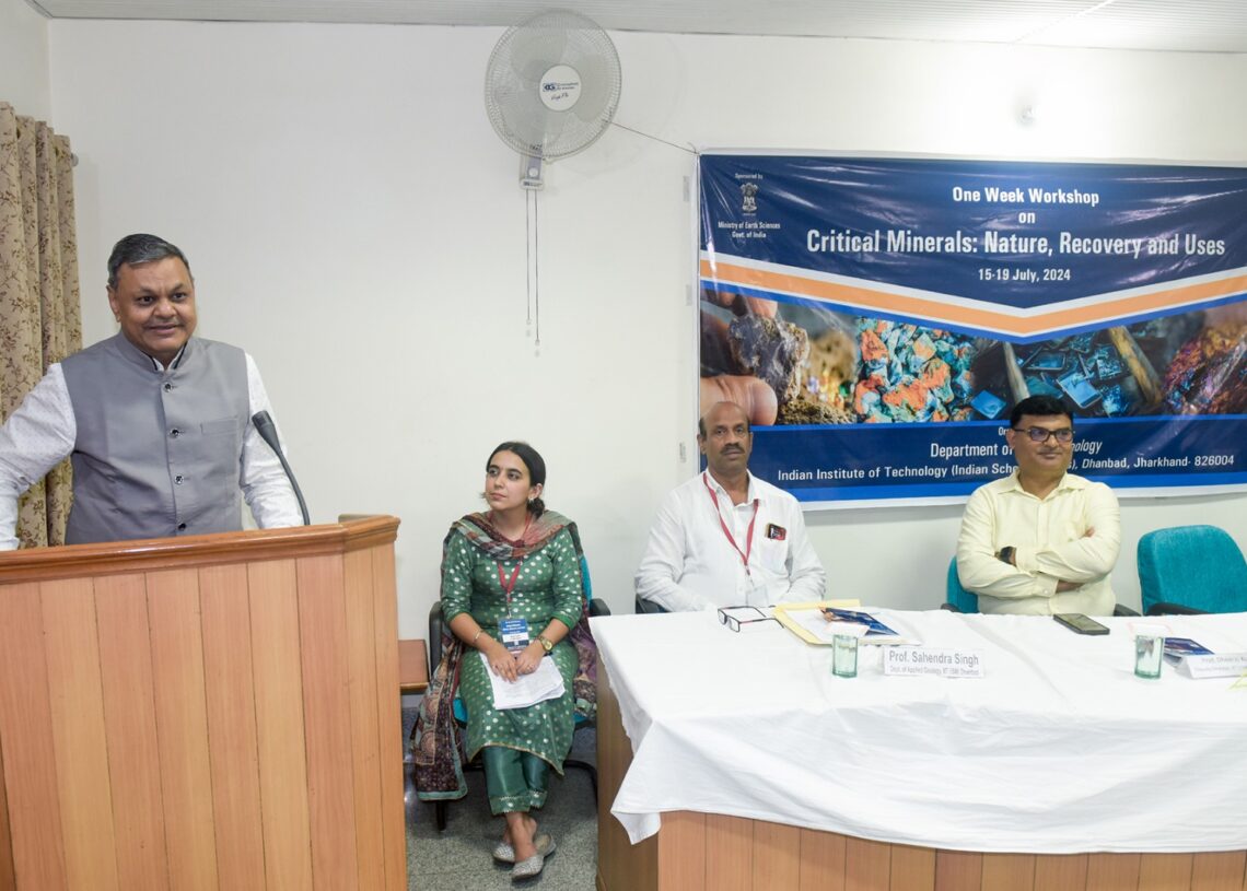 Gujarat offers Jharkhand to work jointly in mineral exploration