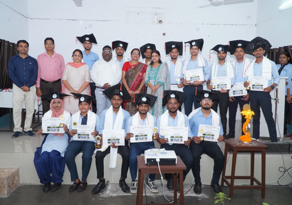 Mrs KMPM Vocational College Jamshedpur celebrates Graduation Day
