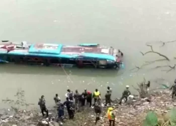 14 dead as Indian bus headed to Kathmandu plunges into river in Nepal