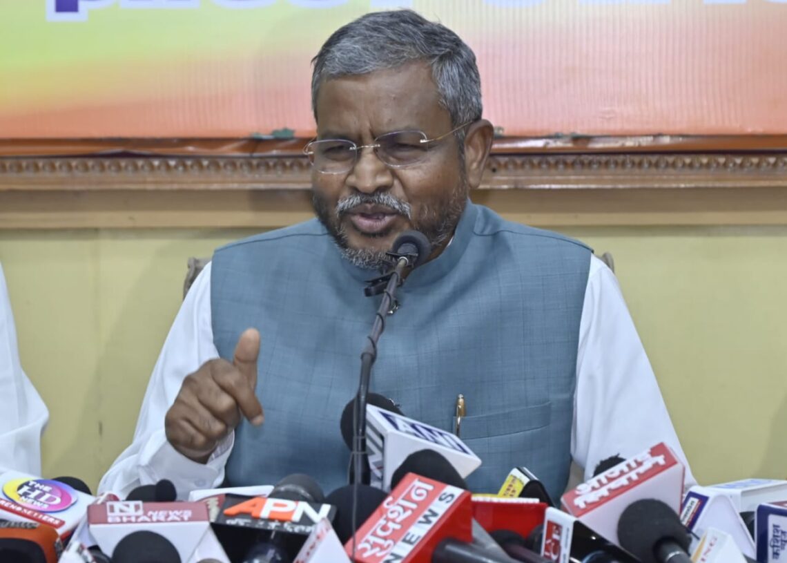 Babulal Marandi seeks judicial probe into Champai Soren snooping case