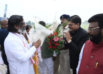 Jharkhand CM's mammoth meet in Daltonganj evokes pain and pleasure