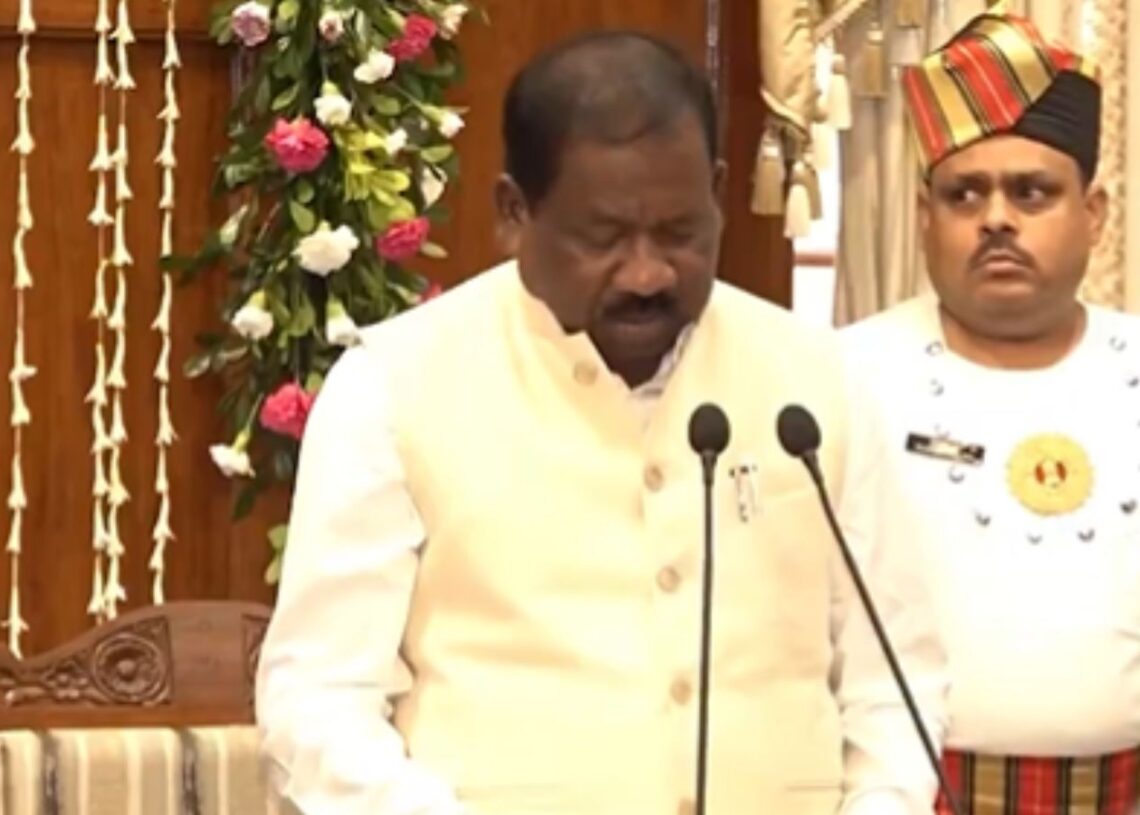 JMM MLA Ramdas Soren sworn in as minister in Hemant cabinet