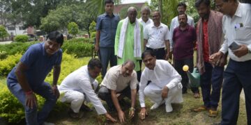 BIT Sindri Eco Club jumps for protection of climate