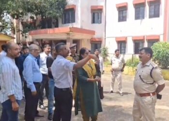 Dhanbad SSP conducts security audit of SNMMCH