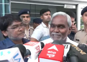 Champai Soren reaches Delhi, says is here to visit daughter